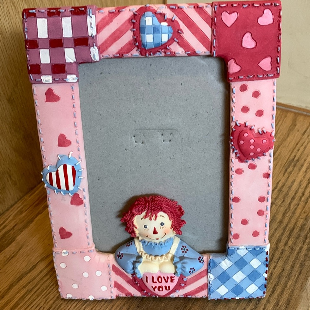 Raggedy Ann frame
